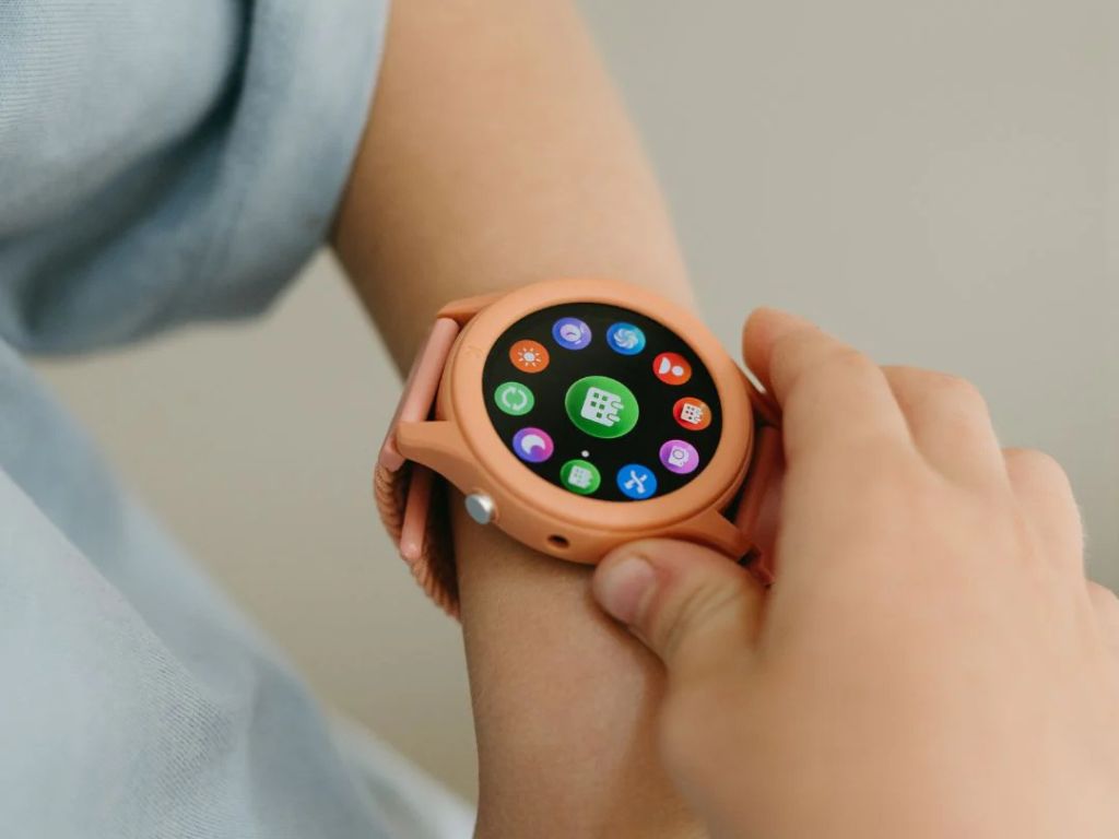 Dětské interaktivní hodinky K-WATCH zelené (5)